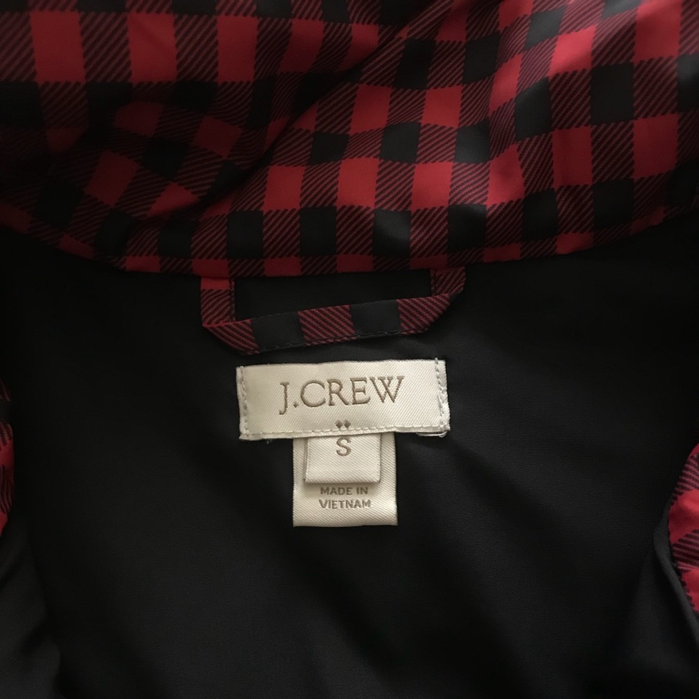J.crew quilted puffer vest red/black - Picture 3 of 3